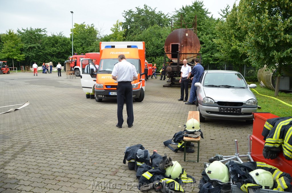 Tag der Offenen Tuer BF Koeln Weidenpesch Scheibenstr P291.JPG